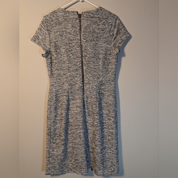 Women's KARL LAGERFELD PARIS Black & White Tweed Dress Size 10 - Picture 4 of 4